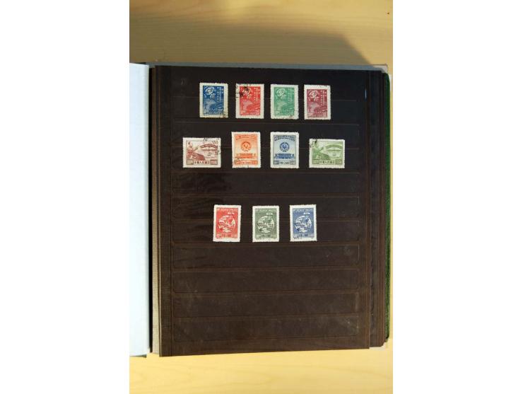 1949/70, vorwiegend gestempelte Sammlung mit besseren, dabei Mi.-Nr. 736-38 und 741-43B im Paar gestempelt, Block 7 postfrisc