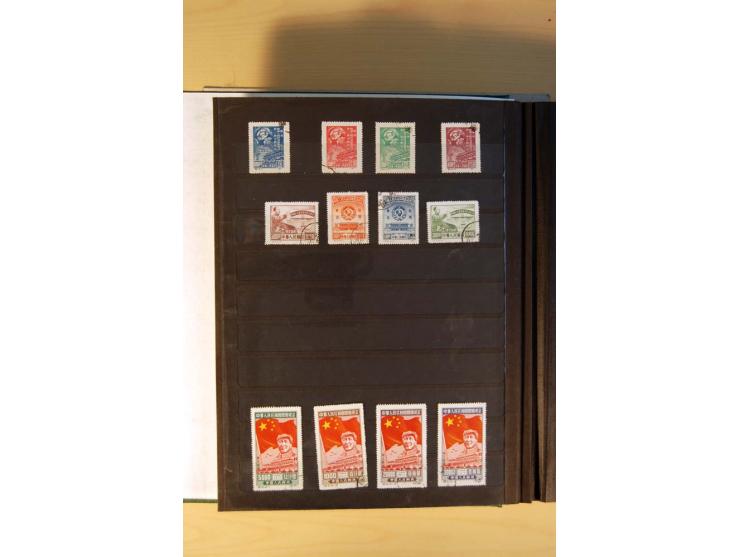 1949/70, vorwiegend gestempelte Sammlung mit besseren, dabei Mi.-Nr. 736-38 und 741-43B im Paar gestempelt, Block 7 postfrisc