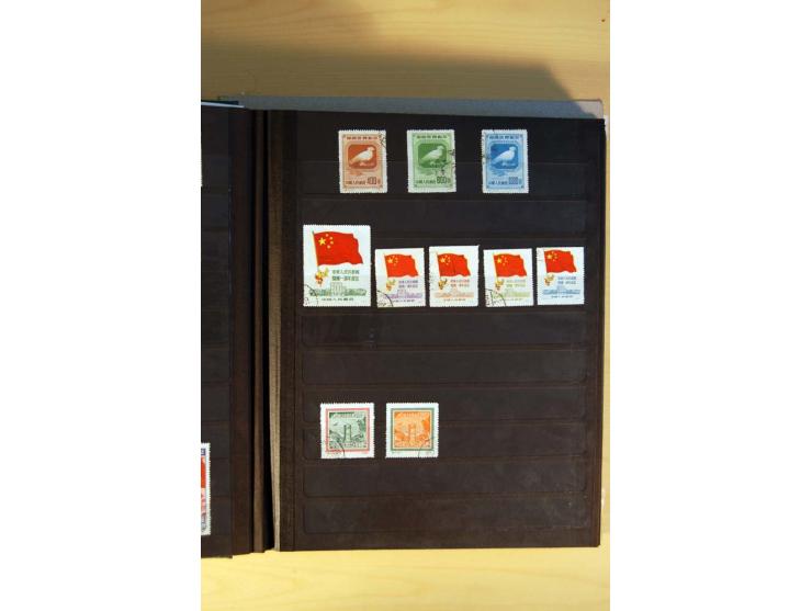 1949/70, vorwiegend gestempelte Sammlung mit besseren, dabei Mi.-Nr. 736-38 und 741-43B im Paar gestempelt, Block 7 postfrisc