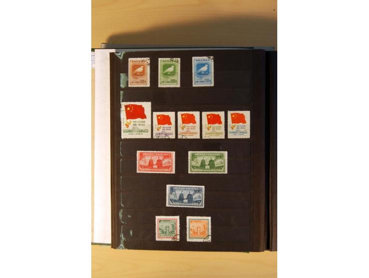 1949/70, vorwiegend gestempelte Sammlung mit besseren, dabei Mi.-Nr. 736-38 und 741-43B im Paar gestempelt, Block 7 postfrisc