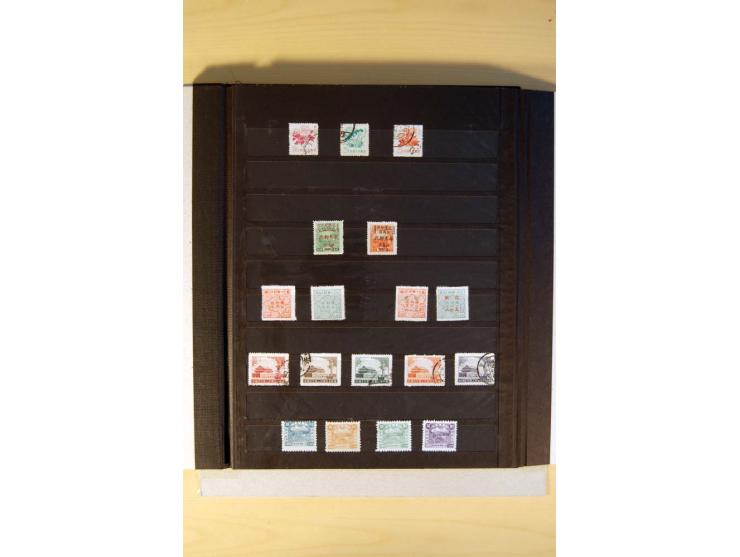 1949/70, vorwiegend gestempelte Sammlung mit besseren, dabei Mi.-Nr. 736-38 und 741-43B im Paar gestempelt, Block 7 postfrisc