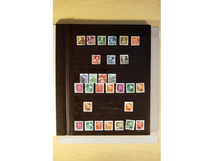 1949/70, vorwiegend gestempelte Sammlung mit besseren, dabei Mi.-Nr. 736-38 und 741-43B im Paar gestempelt, Block 7 postfrisc