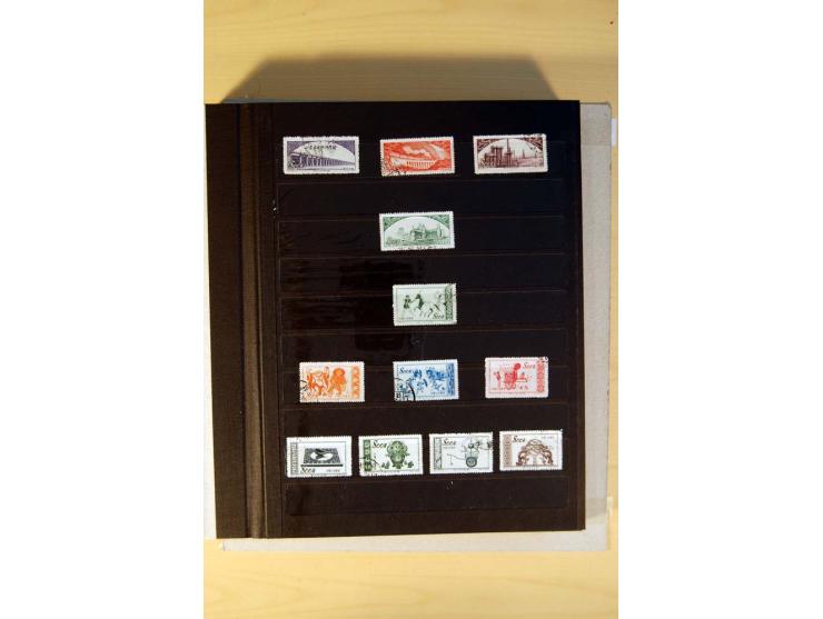 1949/70, vorwiegend gestempelte Sammlung mit besseren, dabei Mi.-Nr. 736-38 und 741-43B im Paar gestempelt, Block 7 postfrisc
