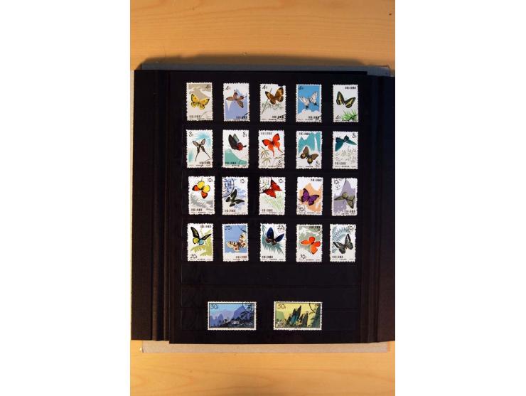1949/70, vorwiegend gestempelte Sammlung mit besseren, dabei Mi.-Nr. 736-38 und 741-43B im Paar gestempelt, Block 7 postfrisc