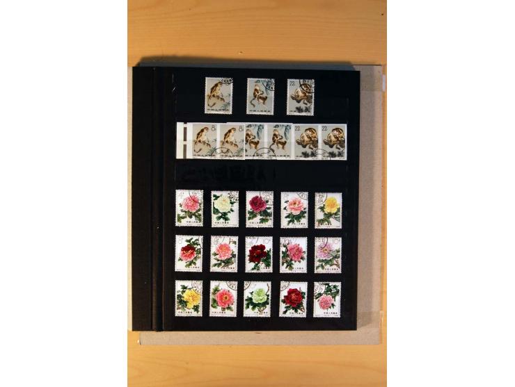 1949/70, vorwiegend gestempelte Sammlung mit besseren, dabei Mi.-Nr. 736-38 und 741-43B im Paar gestempelt, Block 7 postfrisc