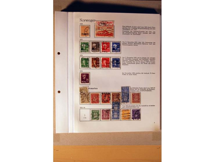 1851/1978, vorwiegend gestempelte Sammlung in "Sprechenden Behrens-Alben", dabei Dänemark Mi.-Nr. 3-6 gestempelt, 10 gestempe