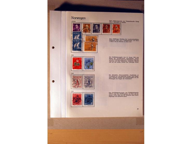 1851/1978, vorwiegend gestempelte Sammlung in "Sprechenden Behrens-Alben", dabei Dänemark Mi.-Nr. 3-6 gestempelt, 10 gestempe
