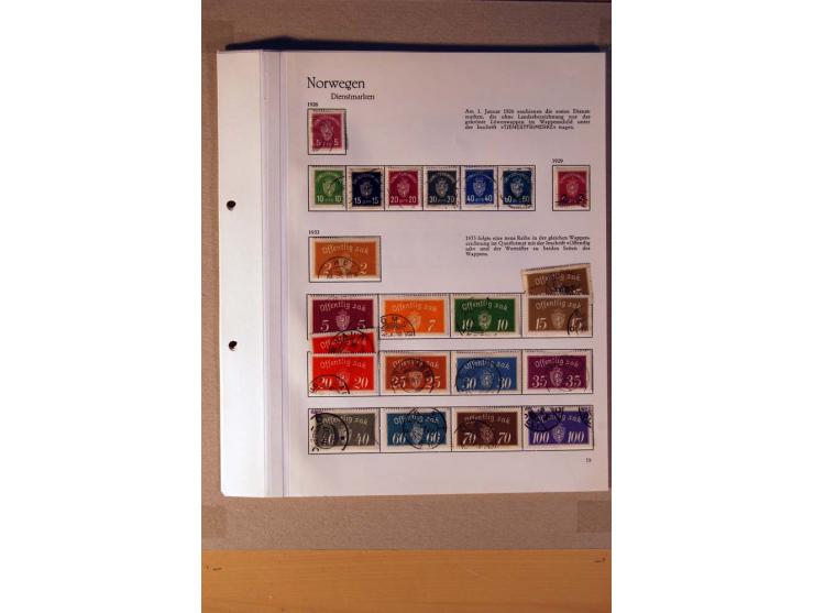 1851/1978, vorwiegend gestempelte Sammlung in "Sprechenden Behrens-Alben", dabei Dänemark Mi.-Nr. 3-6 gestempelt, 10 gestempe