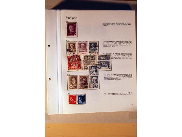 1851/1978, vorwiegend gestempelte Sammlung in "Sprechenden Behrens-Alben", dabei Dänemark Mi.-Nr. 3-6 gestempelt, 10 gestempe