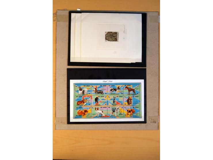 1800/1998 (ca.), postfrischer, ungebrauchter und ungestempelter Posten mit einigen briefen und Karten, dabnei gute Ausgaben, 