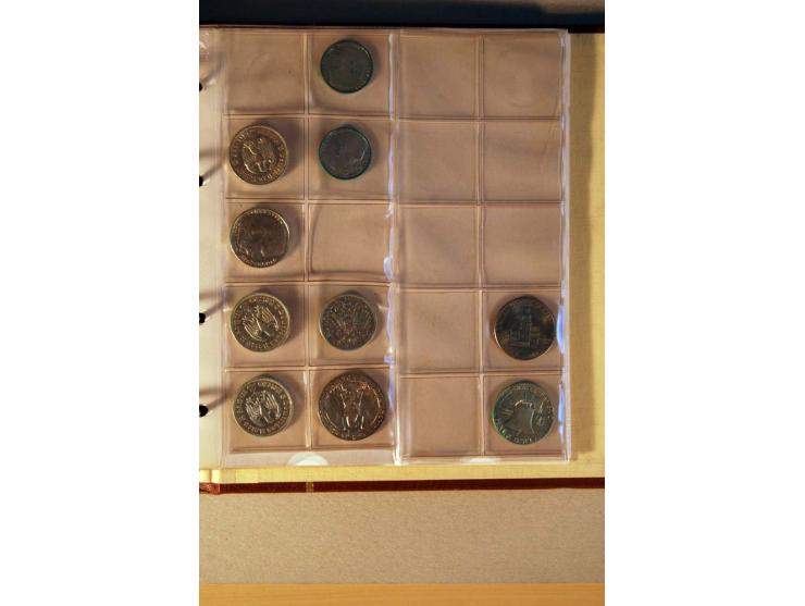 1966/2009, umfangreicher Sammlungsposten mit Schwerpunkt bei den Bund-Sondermünzen 5 DM und 10 DM inkl. Numisbriefen, dazu no