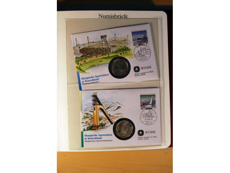 1966/2009, umfangreicher Sammlungsposten mit Schwerpunkt bei den Bund-Sondermünzen 5 DM und 10 DM inkl. Numisbriefen, dazu no
