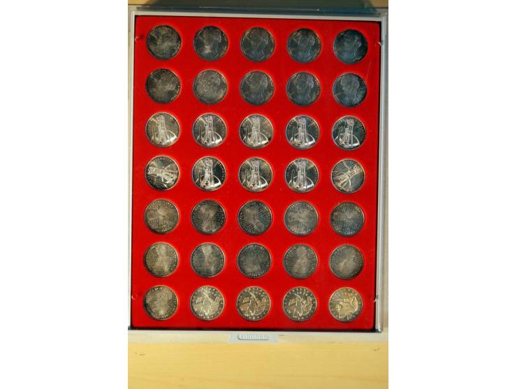 1966/2009, umfangreicher Sammlungsposten mit Schwerpunkt bei den Bund-Sondermünzen 5 DM und 10 DM inkl. Numisbriefen, dazu no