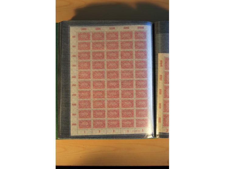 1915/23, Zusammenstellung Infla-Ausgaben in kpl. Bogen mit Farben und anderen Besonderheiten, u.a. Mi.-Nr. 115c(3), d(5), 246