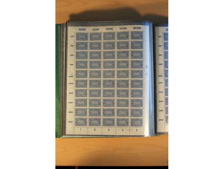 1915/23, Zusammenstellung Infla-Ausgaben in kpl. Bogen mit Farben und anderen Besonderheiten, u.a. Mi.-Nr. 115c(3), d(5), 246