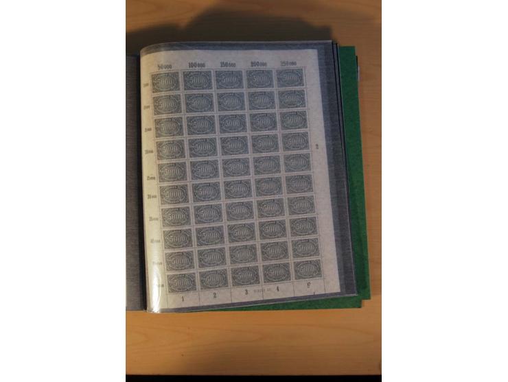 1915/23, Zusammenstellung Infla-Ausgaben in kpl. Bogen mit Farben und anderen Besonderheiten, u.a. Mi.-Nr. 115c(3), d(5), 246