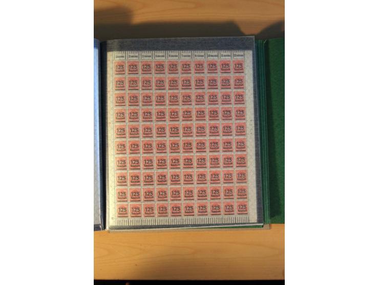 1915/23, Zusammenstellung Infla-Ausgaben in kpl. Bogen mit Farben und anderen Besonderheiten, u.a. Mi.-Nr. 115c(3), d(5), 246