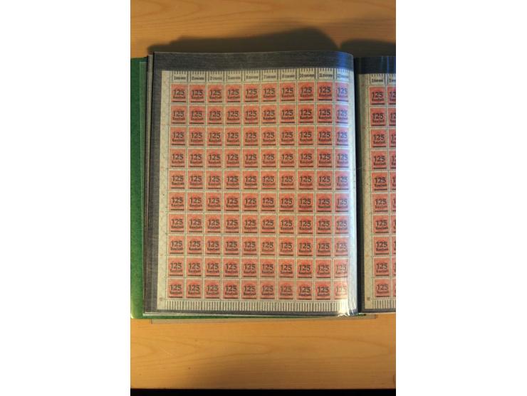 1915/23, Zusammenstellung Infla-Ausgaben in kpl. Bogen mit Farben und anderen Besonderheiten, u.a. Mi.-Nr. 115c(3), d(5), 246