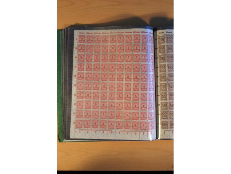 1915/23, Zusammenstellung Infla-Ausgaben in kpl. Bogen mit Farben und anderen Besonderheiten, u.a. Mi.-Nr. 115c(3), d(5), 246