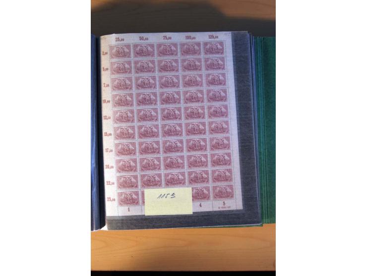 1915/23, Zusammenstellung Infla-Ausgaben in kpl. Bogen mit Farben und anderen Besonderheiten, u.a. Mi.-Nr. 115c(3), d(5), 246