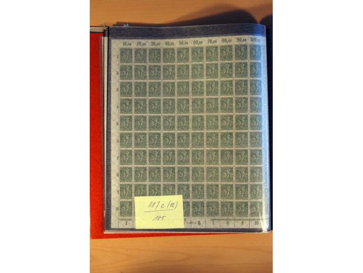 1915/23, 26 kpl. Bogen (16 verschiedene) und 3 Bogenteile ex Mi.-Nr. 102x-319bW sowie D77b, alles bessere Farben, postfrisch,