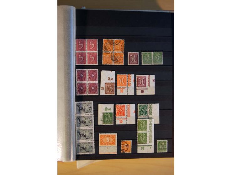1916/23, ungebrauchte, postrische und gestempelte Sammlung, sehr spezialisiert mit einer Vielzahl an Besonderheiten wie Einhe
