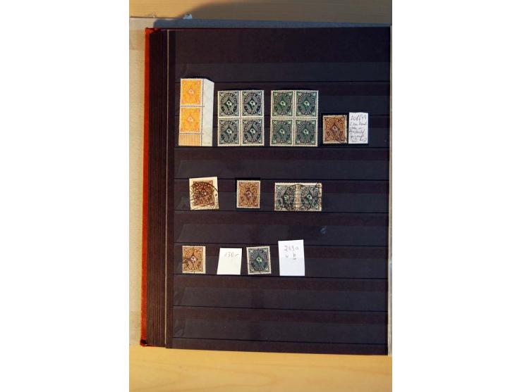1916/23, ungebrauchte, postrische und gestempelte Sammlung, sehr spezialisiert mit einer Vielzahl an Besonderheiten wie Einhe
