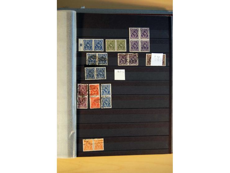 1916/23, ungebrauchte, postrische und gestempelte Sammlung, sehr spezialisiert mit einer Vielzahl an Besonderheiten wie Einhe