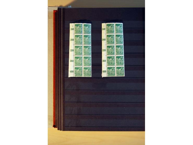 1916/23, ungebrauchte, postrische und gestempelte Sammlung, sehr spezialisiert mit einer Vielzahl an Besonderheiten wie Einhe