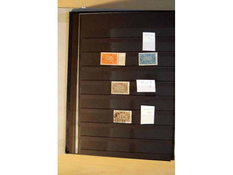1916/23, ungebrauchte, postrische und gestempelte Sammlung, sehr spezialisiert mit einer Vielzahl an Besonderheiten wie Einhe