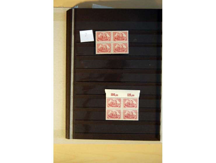 1916/23, ungebrauchte, postrische und gestempelte Sammlung, sehr spezialisiert mit einer Vielzahl an Besonderheiten wie Einhe