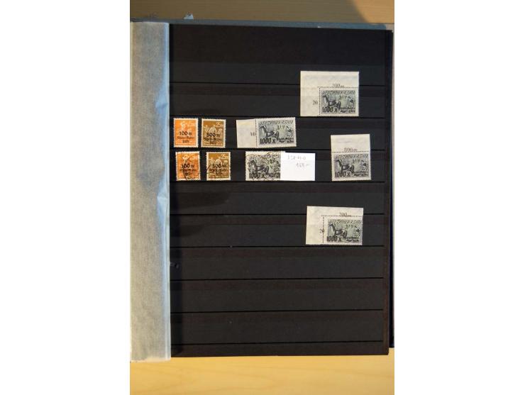 1916/23, ungebrauchte, postrische und gestempelte Sammlung, sehr spezialisiert mit einer Vielzahl an Besonderheiten wie Einhe
