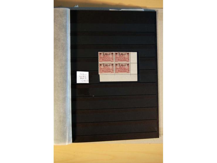 1916/23, ungebrauchte, postrische und gestempelte Sammlung, sehr spezialisiert mit einer Vielzahl an Besonderheiten wie Einhe