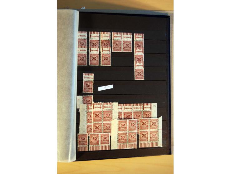 1916/23, ungebrauchte, postrische und gestempelte Sammlung, sehr spezialisiert mit einer Vielzahl an Besonderheiten wie Einhe