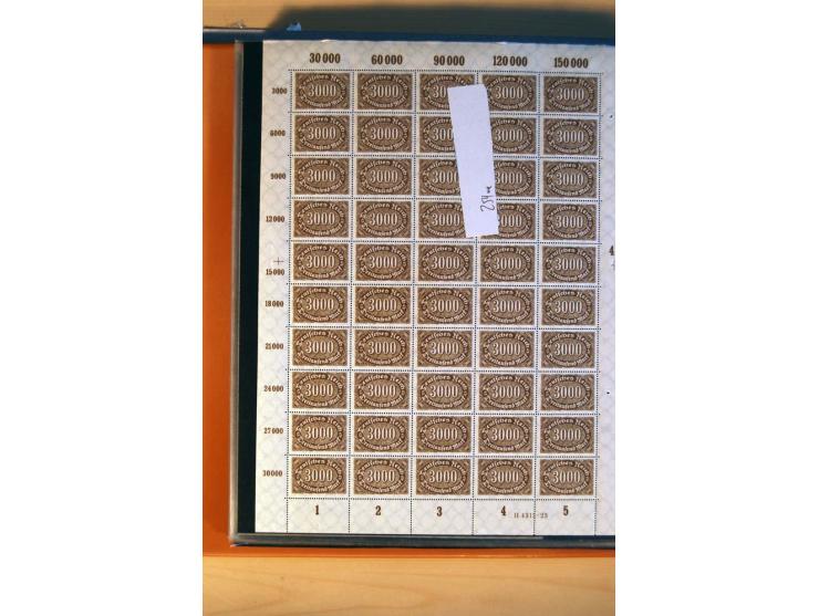 1916/23, ungebrauchte, postrische und gestempelte Sammlung, sehr spezialisiert mit einer Vielzahl an Besonderheiten wie Einhe