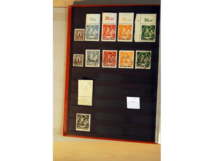 1916/23, ungebrauchte, postrische und gestempelte Sammlung, sehr spezialisiert mit einer Vielzahl an Besonderheiten wie Einhe