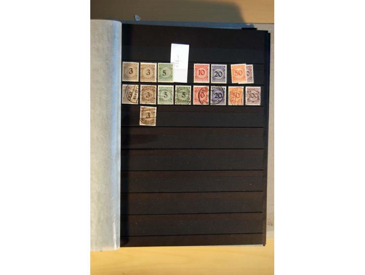 1923/45, umfangreiche ungebrauchte, postfrische und gestempelte Sammlung mit einer Vielzahl an besseren Werten, z.B. Mi.-Nr. 