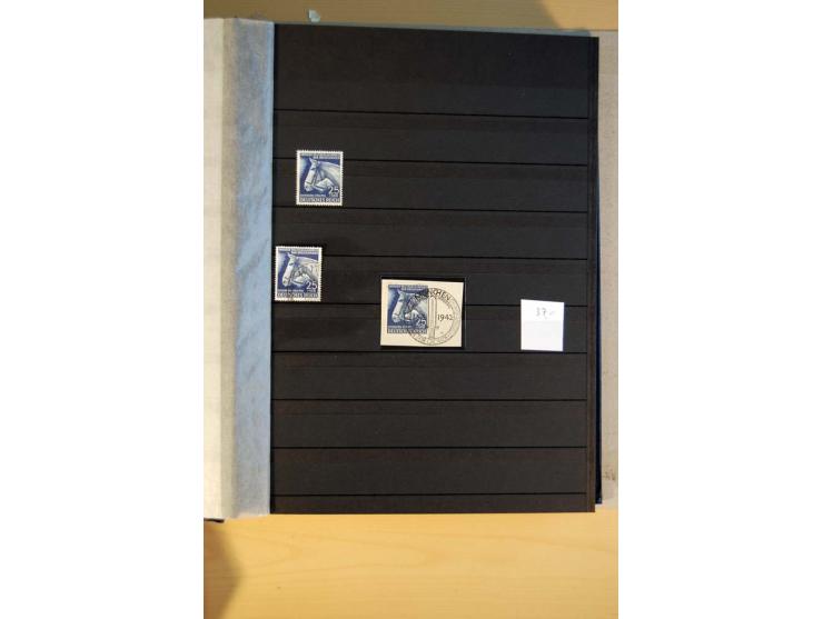 1923/45, umfangreiche ungebrauchte, postfrische und gestempelte Sammlung mit einer Vielzahl an besseren Werten, z.B. Mi.-Nr. 