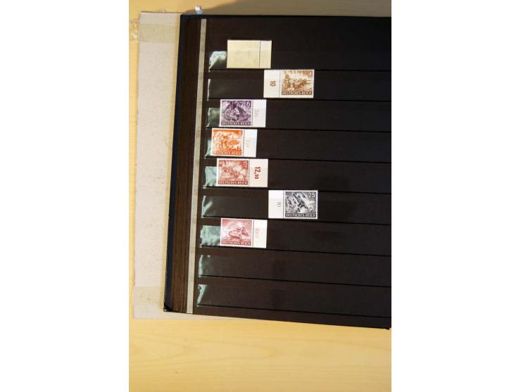 1923/45, umfangreiche ungebrauchte, postfrische und gestempelte Sammlung mit einer Vielzahl an besseren Werten, z.B. Mi.-Nr. 