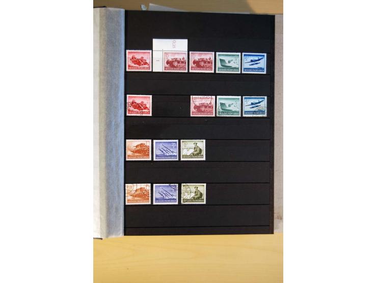 1923/45, umfangreiche ungebrauchte, postfrische und gestempelte Sammlung mit einer Vielzahl an besseren Werten, z.B. Mi.-Nr. 