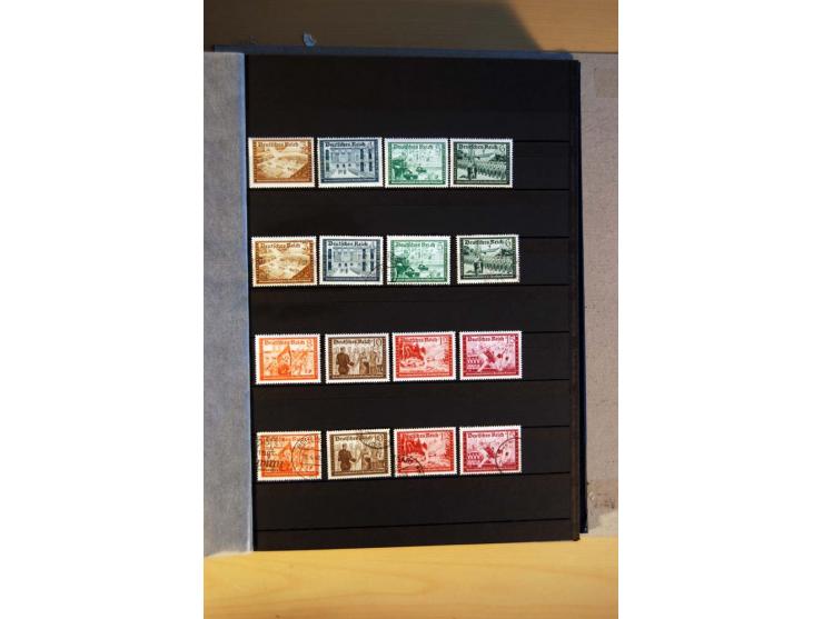 1923/45, umfangreiche ungebrauchte, postfrische und gestempelte Sammlung mit einer Vielzahl an besseren Werten, z.B. Mi.-Nr. 
