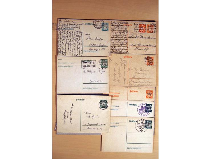 1920/39, über 200 Briefe und Karten mit Schwerpunkt bei den Ganzsachen, dabei viele Bildpost- und Sonderkarten, Halbamtliche 