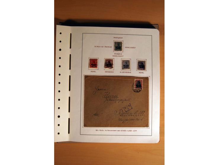1830/1939, Stempel-und Markensammlung ab Vorphila mit etwas Preußen und Deutsches Reich auf Albenseiten mit Beschriftung, dab