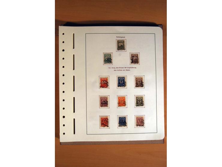 1830/1939, Stempel-und Markensammlung ab Vorphila mit etwas Preußen und Deutsches Reich auf Albenseiten mit Beschriftung, dab