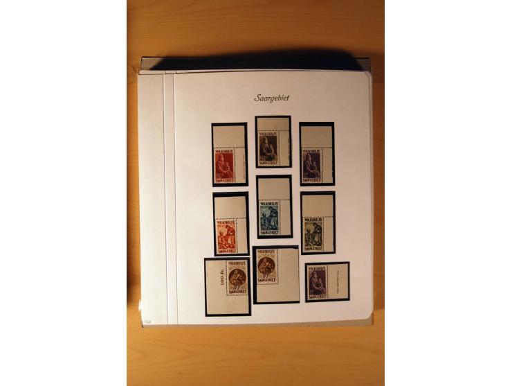 1920/34, ungebrauchte und postfrische sehr umfangreiche Sammlung mit einer Vielzahl von Aufdrucktypen, Abarten, ungezähnten W