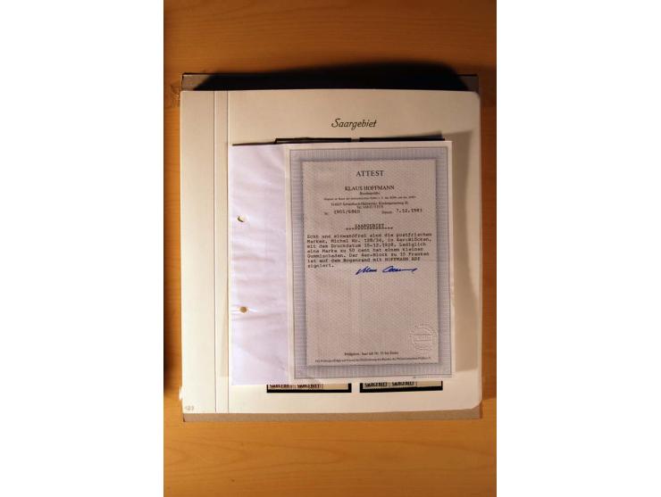 1920/34, ungebrauchte und postfrische sehr umfangreiche Sammlung mit einer Vielzahl von Aufdrucktypen, Abarten, ungezähnten W