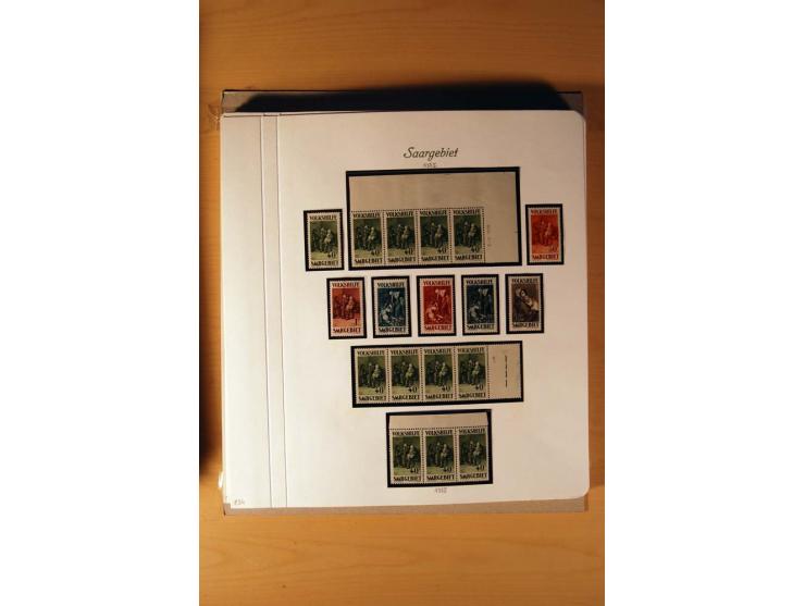 1920/34, ungebrauchte und postfrische sehr umfangreiche Sammlung mit einer Vielzahl von Aufdrucktypen, Abarten, ungezähnten W