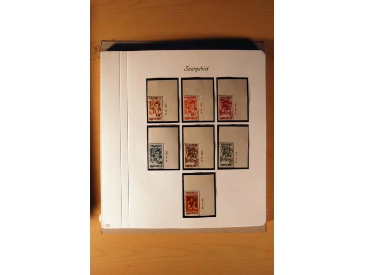 1920/34, ungebrauchte und postfrische sehr umfangreiche Sammlung mit einer Vielzahl von Aufdrucktypen, Abarten, ungezähnten W