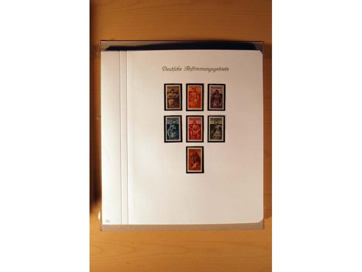 1920/34, ungebrauchte und postfrische sehr umfangreiche Sammlung mit einer Vielzahl von Aufdrucktypen, Abarten, ungezähnten W