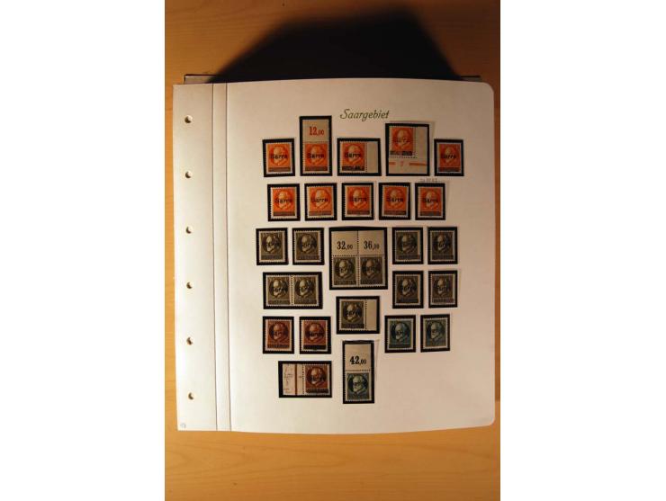 1920/34, ungebrauchte und postfrische sehr umfangreiche Sammlung mit einer Vielzahl von Aufdrucktypen, Abarten, ungezähnten W